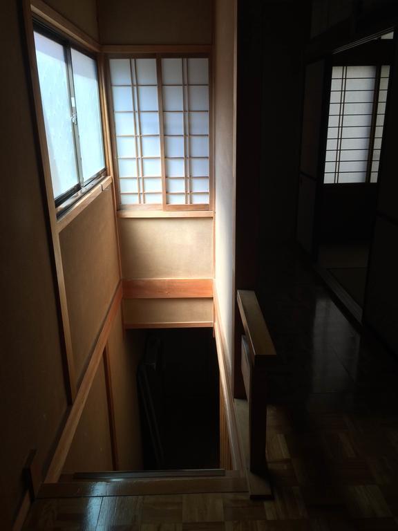 Готель Takayama Ninja House Екстер'єр фото