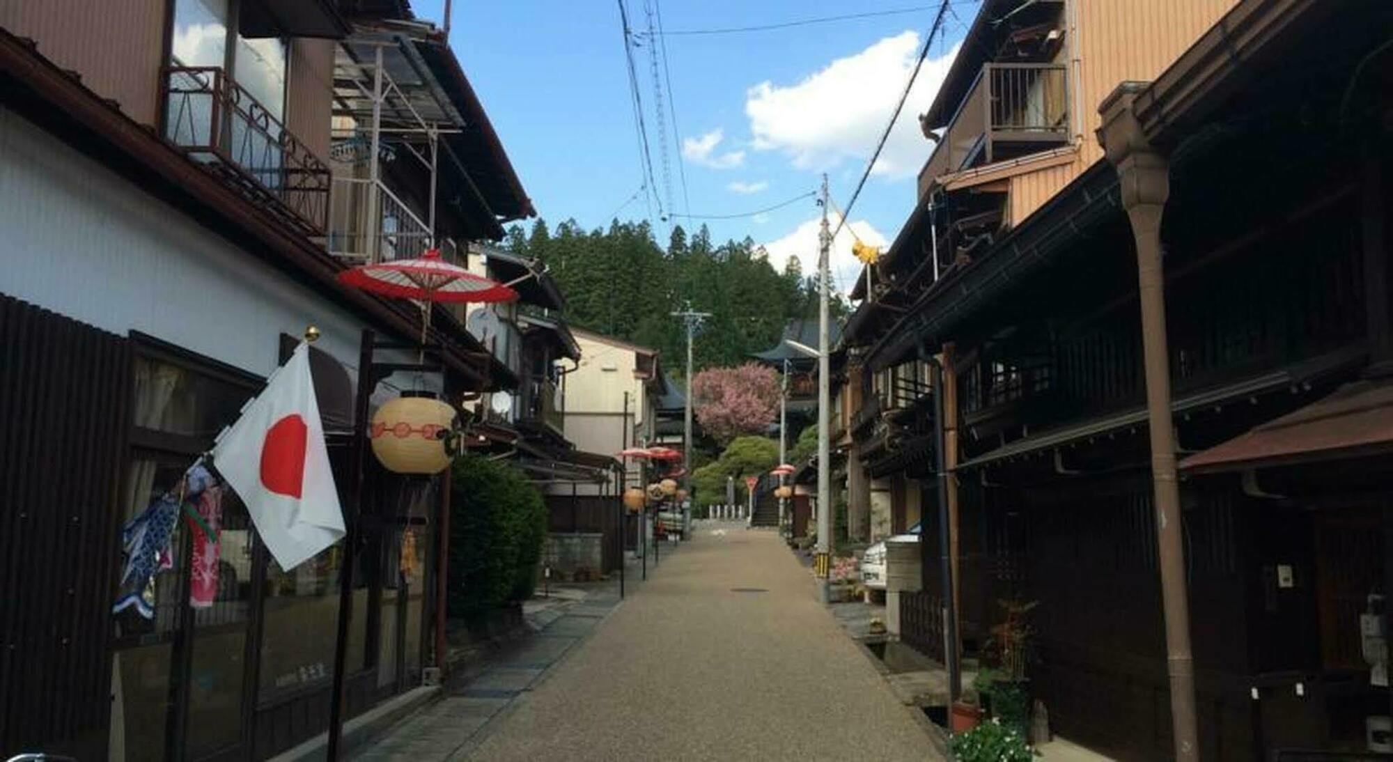 Готель Takayama Ninja House Екстер'єр фото
